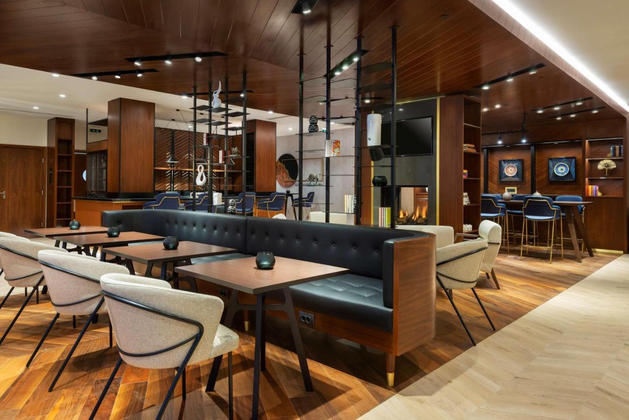 하얏트 리젠시 소피아 외부 사진 The Club lounge at San Francisco International Airport